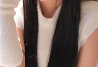 微密圈 – 说好的低调，120斤的小王同学的美图和裤里丝更新真让人咂舌。
