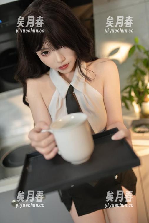 Bangni邦尼 “穹妹”,这个名字就让人分心,Bangni邦尼的套图竟然勾起我想说的每种想象。