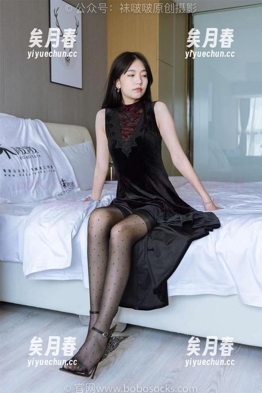 BoBoSocks袜啵啵-小甜豆 BoBoSocks袜啵啵 - 小甜豆的绑带凉鞋最新亮相,分享一份淡淡的风情