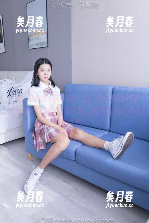 BoBoSocks袜啵啵-泡芙 BoBoSocks袜啵啵 - 走,去泡芙的网盘里开箱vans帆布鞋合集,满满的见识和奇思妙想!
