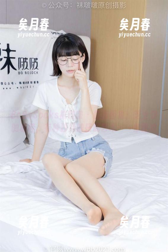 BoBoSocks袜啵啵-芝士 BoBoSocks袜啵啵 - 最新图集:芝士穿的板鞋,有种独特的搭配艺术……你懂的。