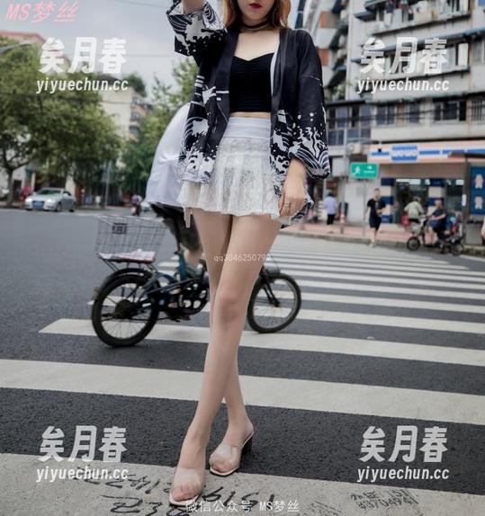 MSLASS梦丝女神 - 雪馨的美图来了，黑丝袜与学院风，难道要被我们点赞到停不下来？