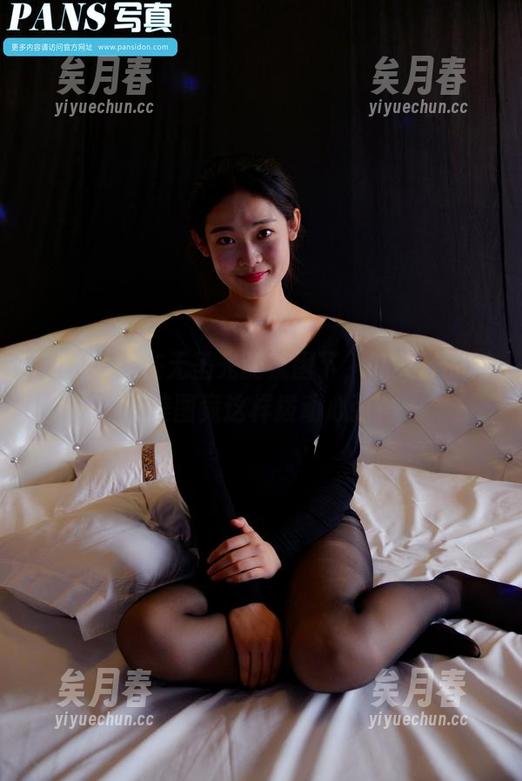 PANS-韩美轩 PANS - 在无圣光的氛围下,韩美轩的制服美图竟这样拨动心弦!