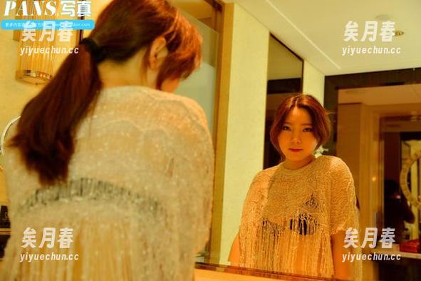 PANS写真-金熙 PANS写真 - 套图里金熙的新模试镜,怔了怔,脑袋里居然连连压线。