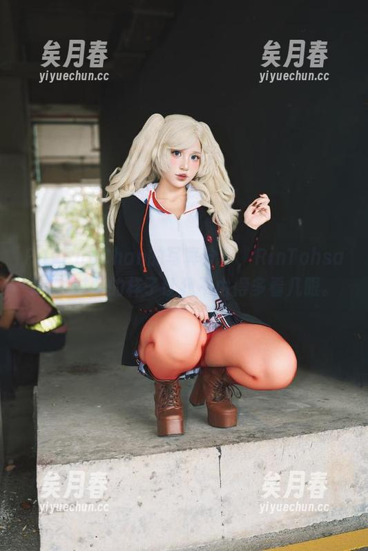 PuyPuyChan PuyPuyChan的写真分享,RinTohsaka,时髦的样子让我不由得多看几眼。