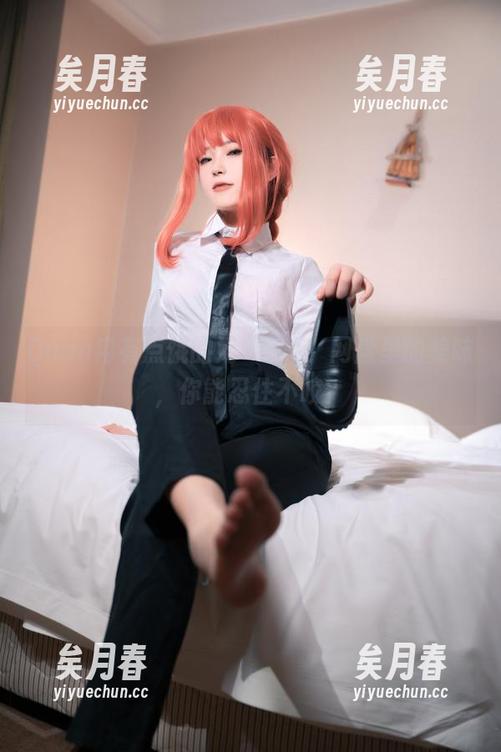 Quan冉有点饿 Quan冉有点饿的妃咲写真,网盘里的美味,你能忍住不咬?