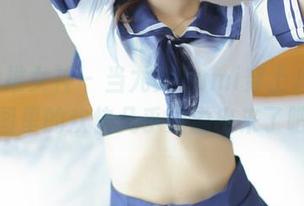 TGOD推女神 – 当尤美Yumi穿上JK，那美图里的欢快几乎要溢出来了吧。