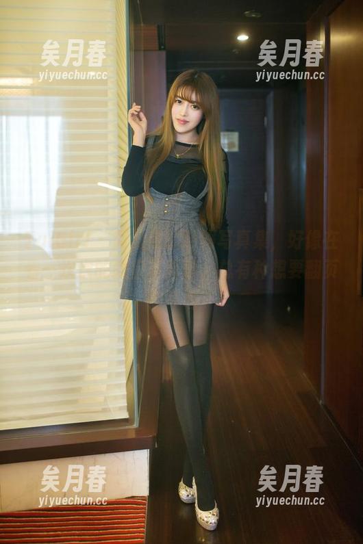 TuiGirl-赵惟依 TuiGirl - 赵惟依的制服写真集,好像在看一次次的教室新鲜事,总有种想要翻页的冲动。