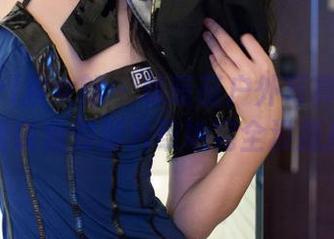 TuiGirl推女郎 – 林萌萌户外写真集更新了，话说我对那片草地完全没抵抗力。