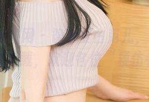 UGirls尤果网 – 隐秘复古范儿，张雪馨红裙免费下载，欢迎各位“模仿者”！