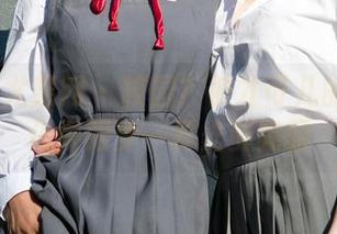 UGirls尤果网 – 校园？被才可儿的写真美化得跟梦一样光鲜亮丽