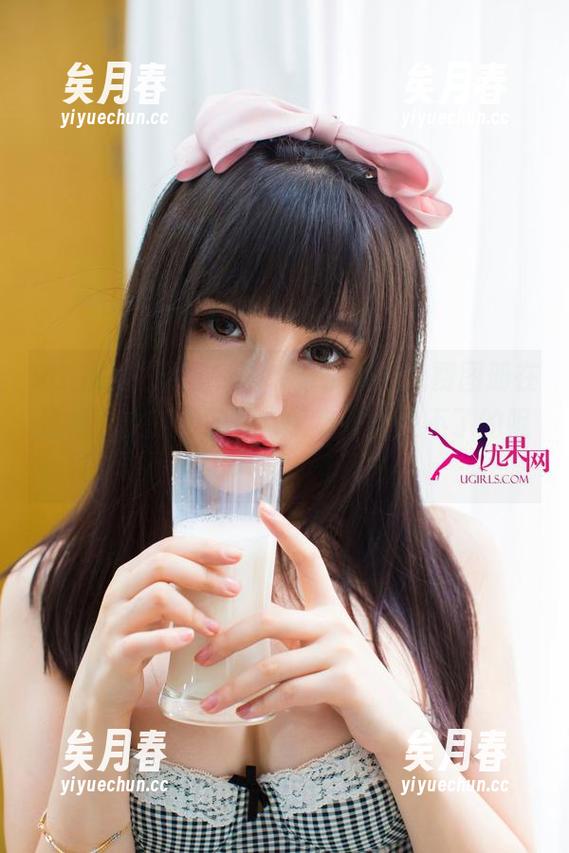 UGirls尤果网 - 嗨，方子萱的免费图册在这里，女孩们的日常又有什么大不了的呢？