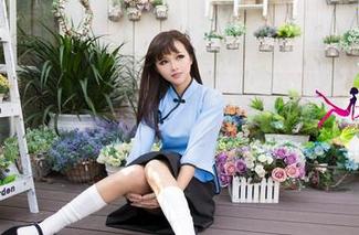UGirls尤果网 – 松果儿私拍：黑丝好像在跟我眨眼，原图让我心机默默感慨！