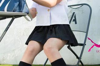 UGirls尤果网 – 遇见‘温柔’：禅叽zankii的写真资源，竟让我想到了秋天的第一杯奶茶。