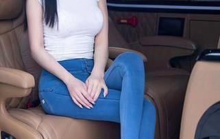 Xiuren秀人网 – 喵喵JOJO里面的学妹写真，在线感十足，嗯…真好看