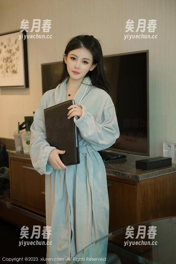 Xiuren秀人网-娜娜baby Xiuren秀人网 - 套图预警!娜娜baby的夏天,可能会不小心酥到你