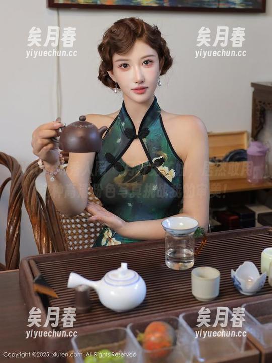 Xiuren秀人网-月野兔美妞 Xiuren秀人网 - 月野兔美妞,居然敢用这种高清粉色写真挑战我的审美!