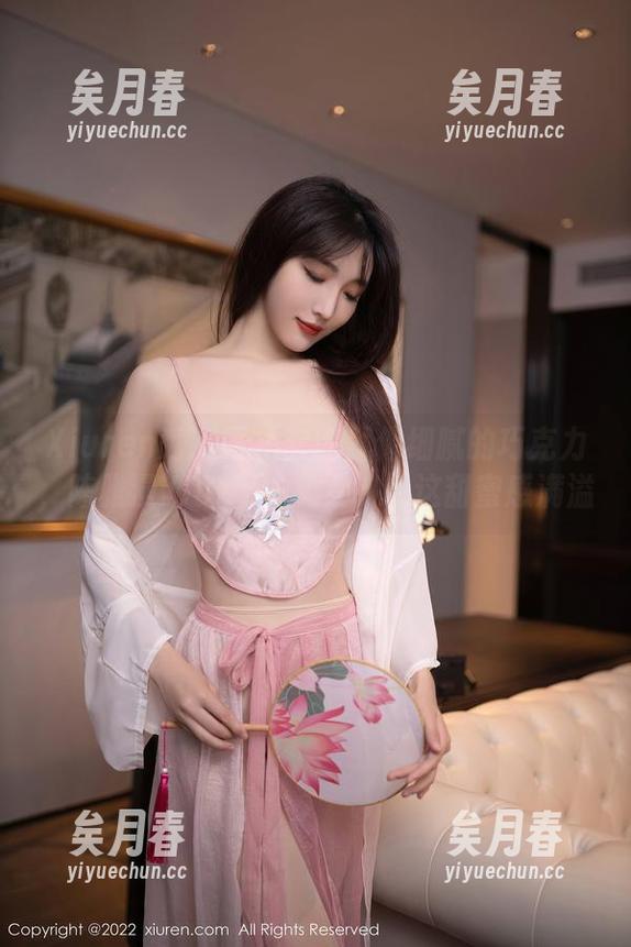 Xiuren秀人网-陈雅漫VICKY Xiuren秀人网 - 套图就像细腻的巧克力,陈雅漫VICKY的兔女郎,这甜蜜感满溢