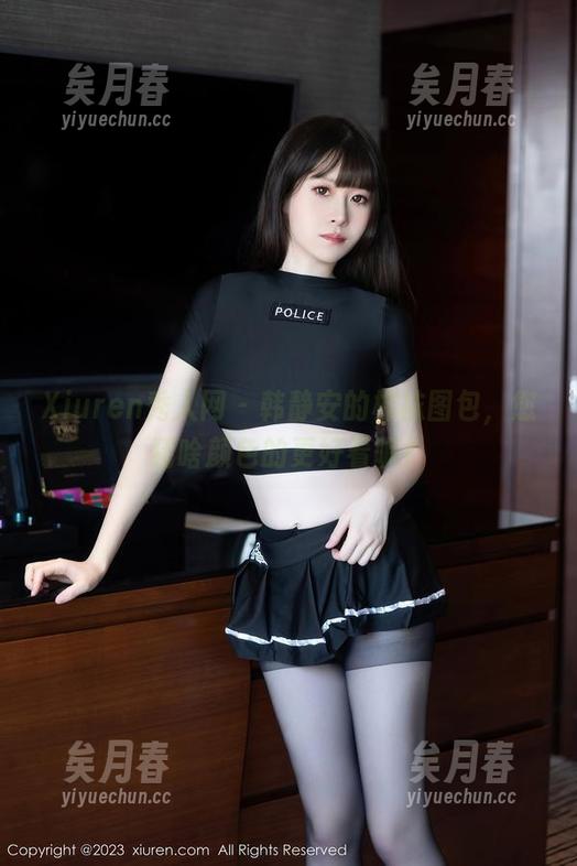 Xiuren秀人网-韩静安 Xiuren秀人网 - 韩静安的棉袜图包,您猜啥颜色的更好看呢?