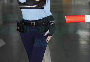 Xiuren秀人网 – 当顾楚楚Maily的私房连衣裙相遇，每一幅图集都像是一首无声的诗。