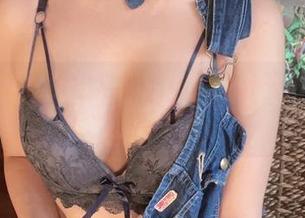 当玛丽夫人跨出常规，yuuhui玉汇的写真让我咋舌