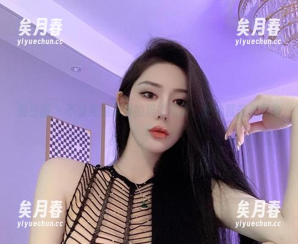 不爱笑的赛琳 微密圈 - 不爱笑的赛琳的居家写真:轻松就在你我身边