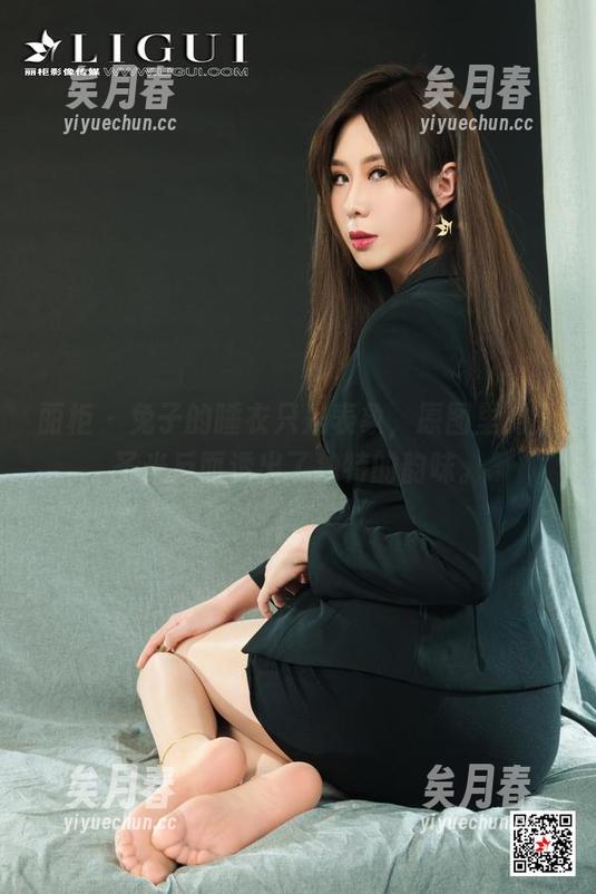 丽柜-兔子 丽柜 - 兔子的睡衣只是表象,原图里的无圣光反而透出了独特的韵味。