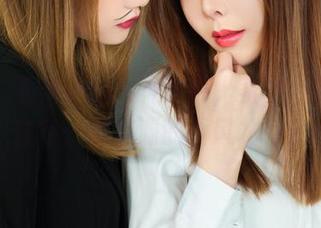 丽柜 – 看美美的女神写真，基本上是要记住每一页资源的画风才行！