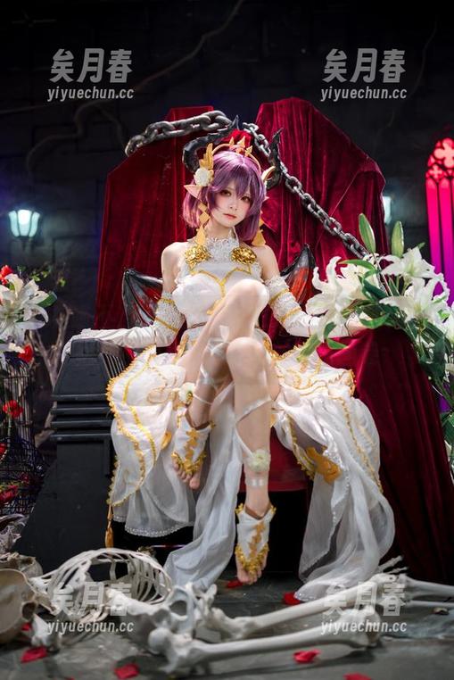 九柒喵 九柒喵不止于笑面教授OL制服,下载作品集,继续凝视这冰冷的黑白画卷