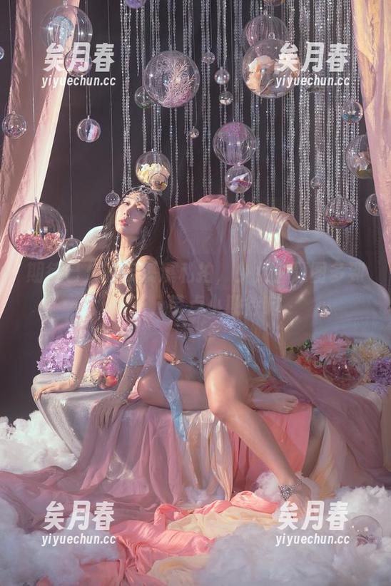 云溪溪 期待已久的云溪溪私拍,少女主题图多到眼花,带点小期待嘛