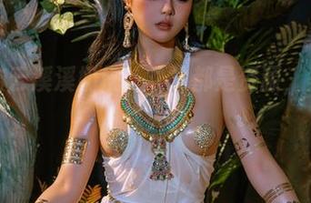 妹妹与云溪溪奶桃，寸寸都是资源，柔软又迷人！