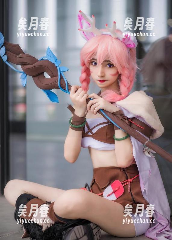 南桃Momoko 看南桃Momoko私拍《诗羽制服》,竟然比我还会摆姿势!