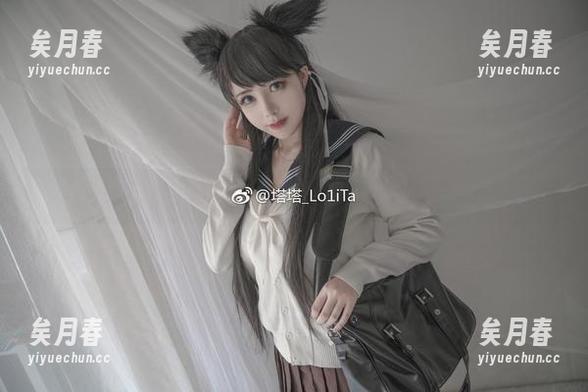 塔塔_Lo1iTa的私房作品，白丝在此轻轻摇摆