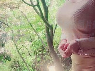 微密圈 – 只需一看，小芯酱的图片就能让你自然而然失神，原图有种不可言说的魔力。