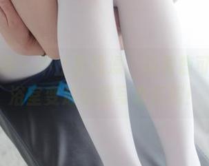 少女秩序 – 不止是洗澡，看看鹿可如何把浴室变成定制写真乐园！
