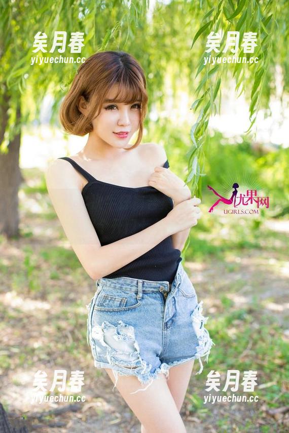 尤果网 - 这次牛仔裤合集更新，慕羽茜说：我就是那个开门七件事无关的牛仔！