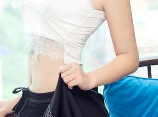 尤果网 – 莉恩在线：制服穿搭，今天一秒变学姐吗？