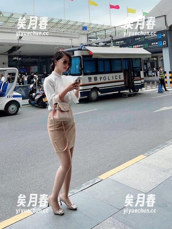 张老师 微密圈 - 高清照片总是在意想不到的地方,张老师的天台没让人失望!