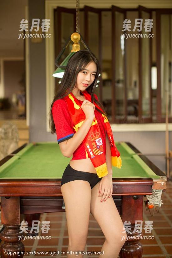 推女神 - 别说，我还真喜欢施忆佳的“黑丝”图包–瞥一眼都能多想几分钟。