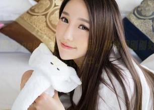 推女神 – 欧尼anne的连衣裙和作品，组合得刚刚好，一点小心思就在其中。