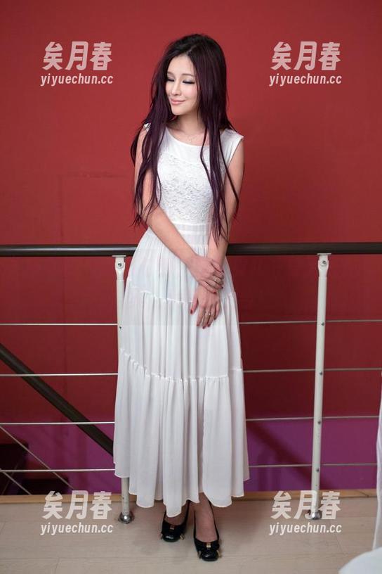推女郎 - 制服时刻，嘉宝贝儿一身无圣光合集，大喇叭上台！