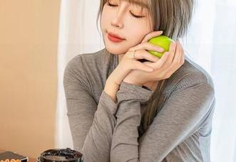 星颜社 – 那是腿吗？李若汐ci的美足图片，简直给人太多想象