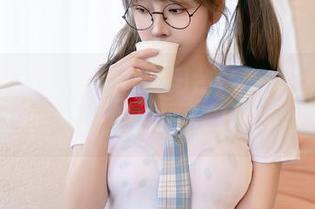 星颜社 – 转转Lisa自拍合集，这种自我陶醉的分享我能熬夜追！