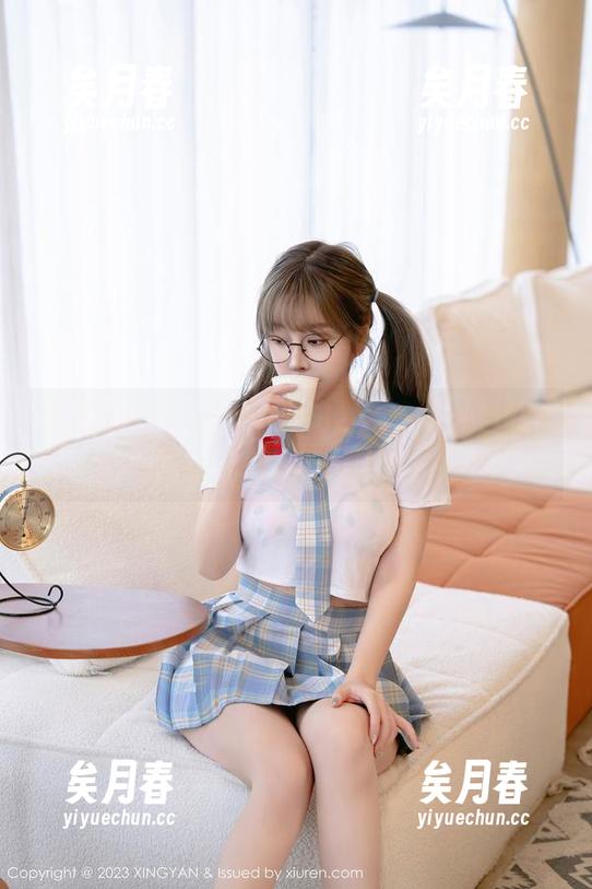 星颜社-转转Lisa 星颜社 - 转转Lisa自拍合集,这种自我陶醉的分享我能熬夜追!