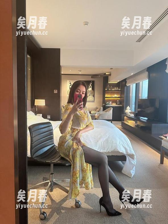 微密圈 - 果儿Victoria与内衣的私房密语，撩拨着我的好奇心