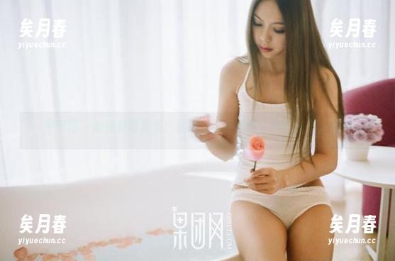 果团网-周晓唯 果团网 - 高跟鞋写真集:周晓唯走路有风,得意忘形下载中