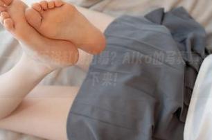 森萝财团 – 一场关于浴缸的拍摄？Aika的写真真的吸引我停不下来！