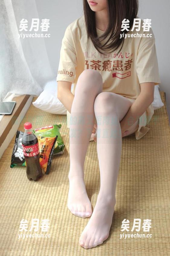 森萝财团-小青 森萝财团 - 小青的高叉短肉丝:合集要不要来一发?下载直达!