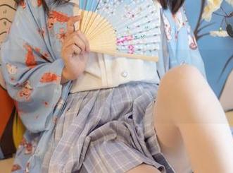 森萝财团 – 办公不再沉闷：甜米辛辣的套图作品一扫疲惫