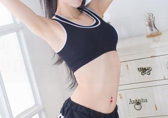 爱蜜社 – 写真时间——程小烦不烦和那个特别的学妹，让我们一起迷失吧